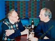 Les Paul and Steve Clarke having a beer and a chat!